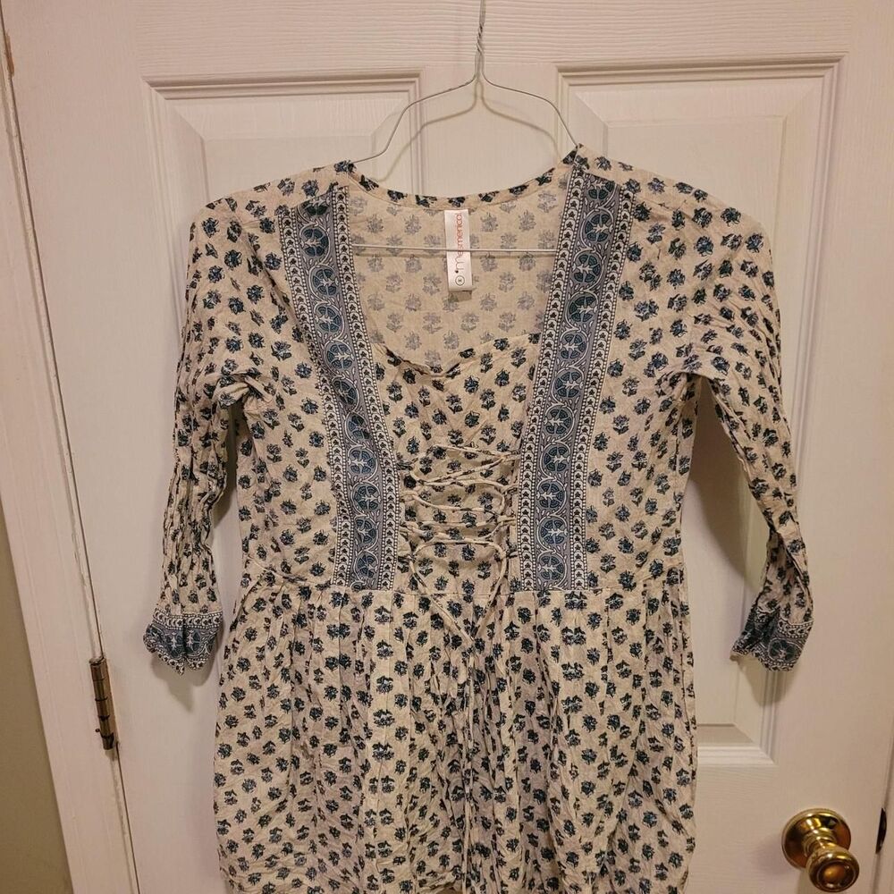 Unbranded Women's shirt